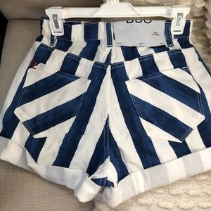 BDG High Waisted Shorts (Size 25)